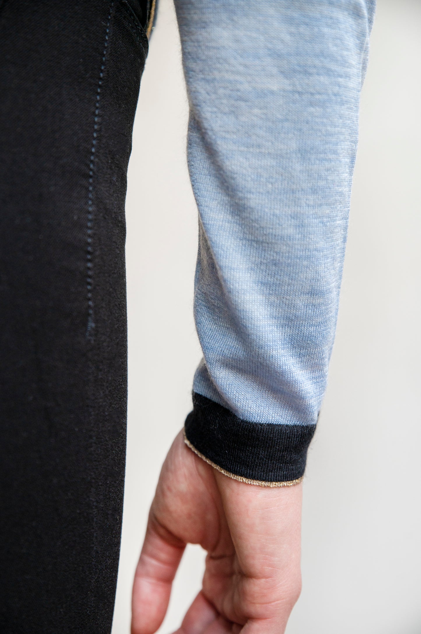 BlueCashemereCardigan-Sleeves