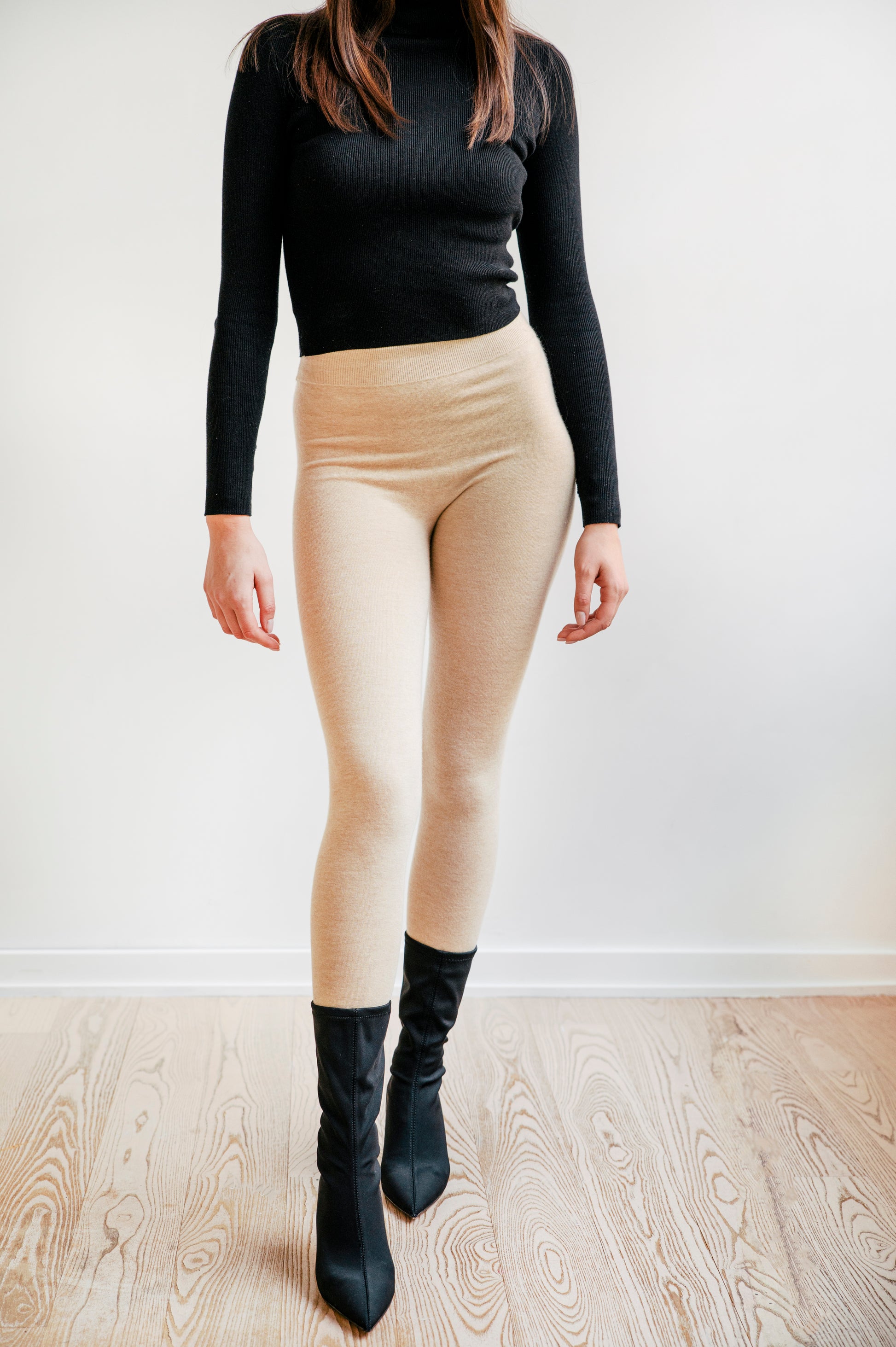 NudeCashemereleggings-front